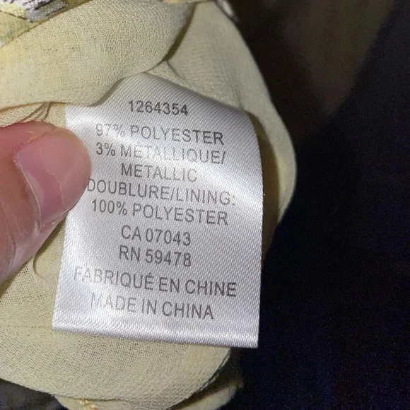 Joie women's v-neck ruffle sleeve paisley metallic blouse yellow size XL - Picture 4 of 4